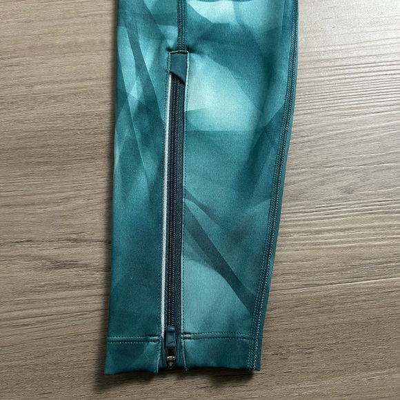 Nike Epic Faster Run Division Leggings - Picture 8 of 9